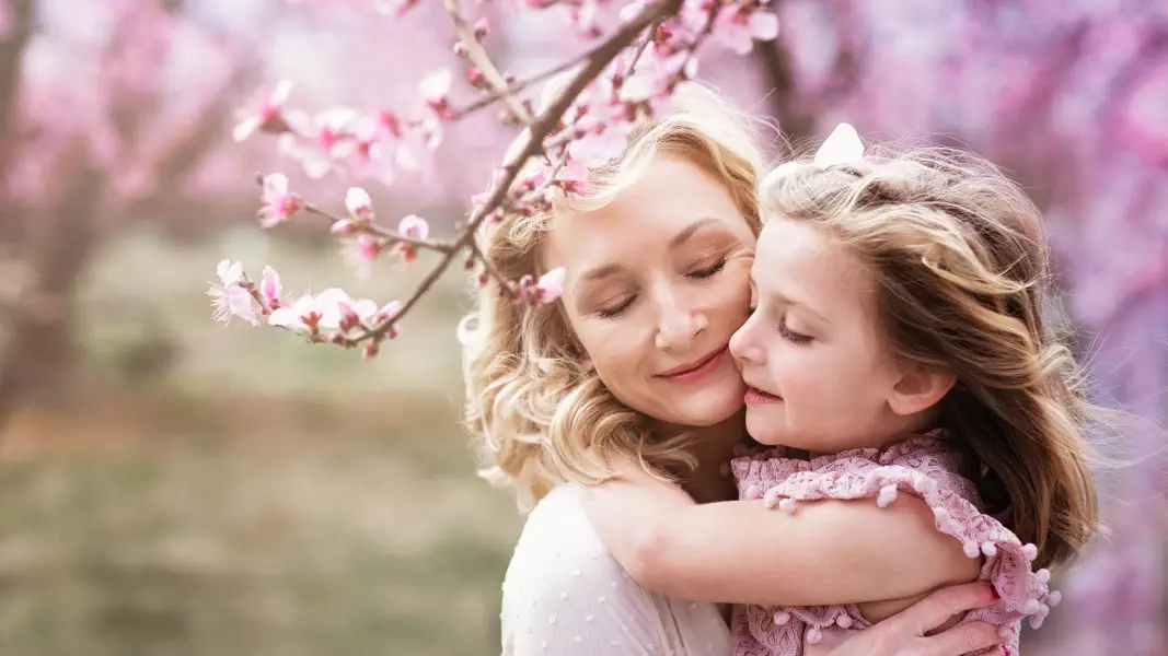 Mother and Children Image 