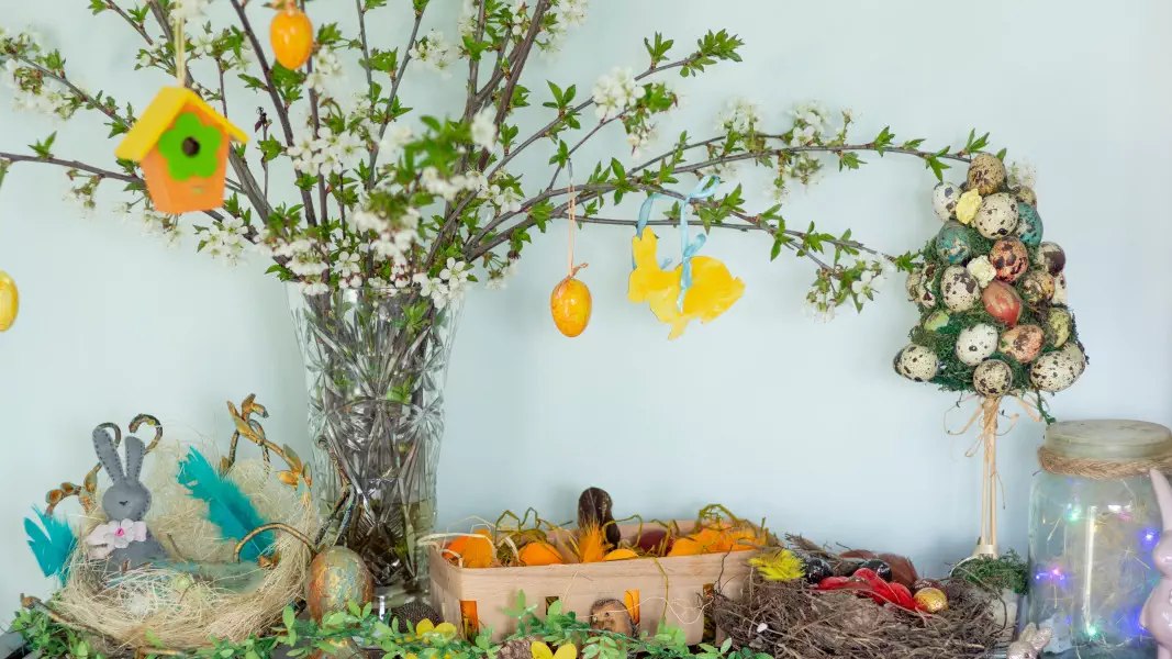 Easter Decoration Image