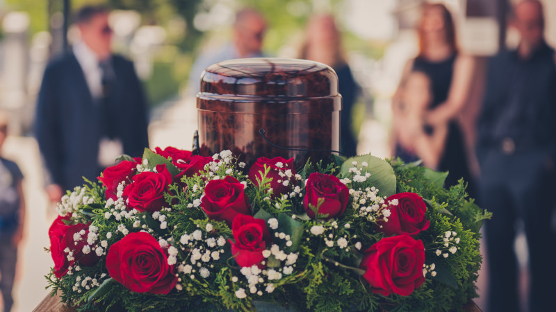 Funeral Flowers For Urns head photo